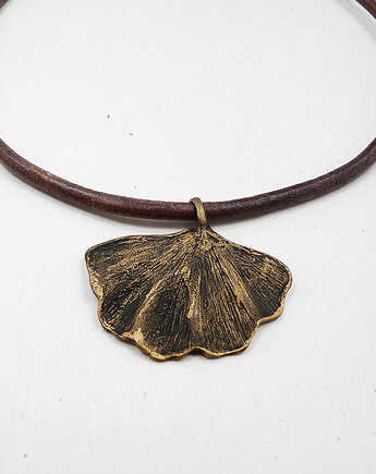 Liść naszyjnik na rzemieniu Black, galeria nuit