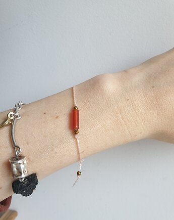 Bransoletka BOHO sznurkowa cielista, karneol, hematyt, modesign