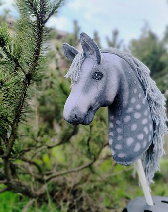 Hobby horse A3 szary jabłkowity koń na kiju, HorsoveLove
