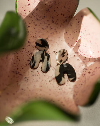 Wiszące kolczyki sztyfty MINI we wzorek, Dwie Gliny