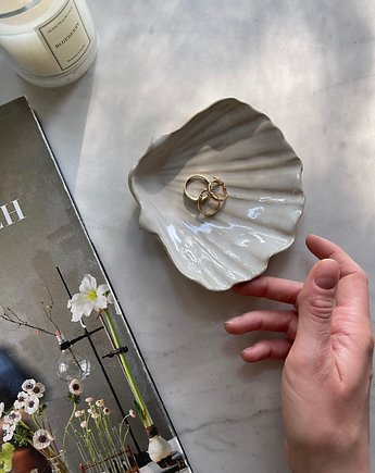 Podstawka na Biżuterię Palo Santo Ceramiczna Muszelka Perłowa Biel, Maison Fragile