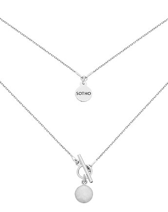 Srebrny naszyjnik z białą żywicą i ozdobnym zapięciem, SOTHO