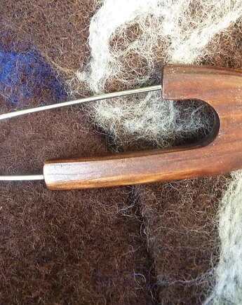 Broszka drewniana Broszka Biżuteria z drewna, cynamonn