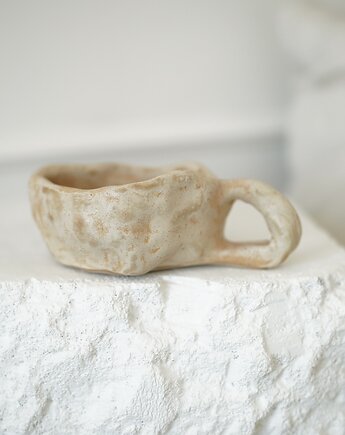 Kubek beż 200 ml, rel ceramic