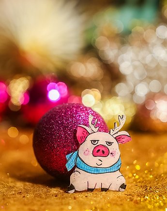 Broszka ze świnką Gienią, Pintura