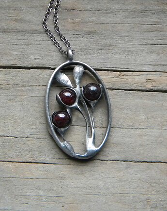 Granaty  - z  gałązką  - naszyjnik, Beata Trotter