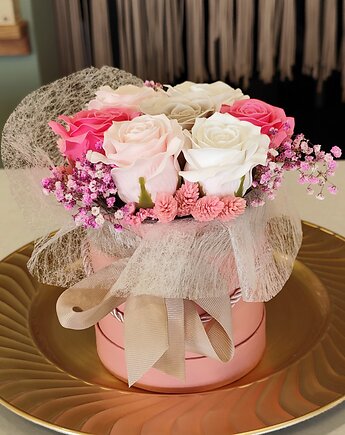 Flowerbox mydlany na prezent dla mamy chrzestnych świadków, miaukramy