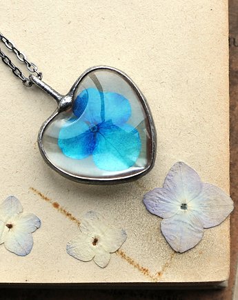 Hortensja w sercu, MARIAELA