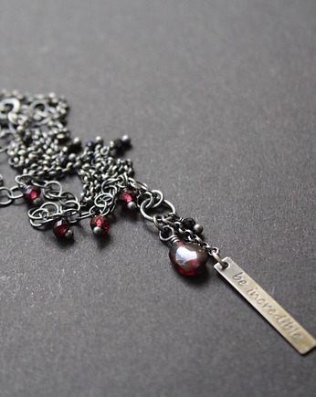 Naszyjnik Be incredible z granatmi i czarnym turmalinem, fado