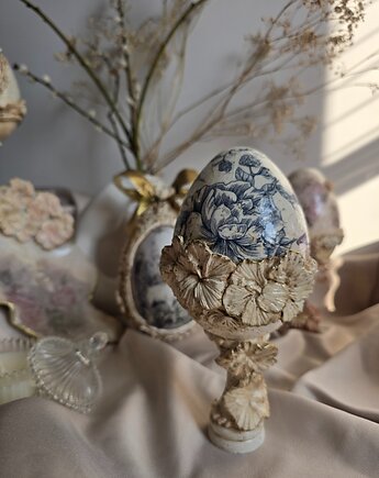 Wielkanocne jajko Royal Blue, White Resin Design