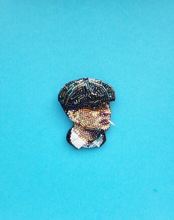 Broszka Tommy Shelby, Not only cute crafts