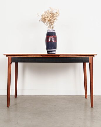 Stół orzechowy, duński design, lata 70, produkcja: Dania, Przetwory design