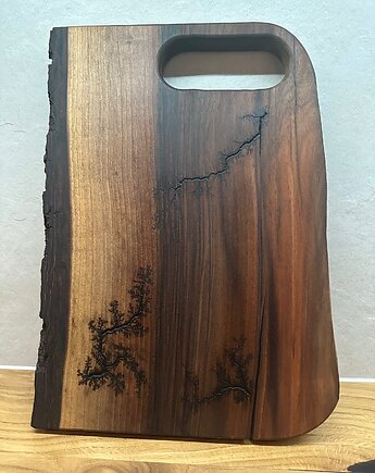 Drewniana deska z orzecha włoskiego, Drewnomaniak Oskar Piotrowski