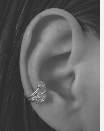 Nausznica róża kolczyk, Vander jewelry