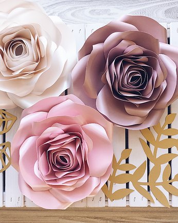 Kwiaty na ścianę - papierowe róże, 