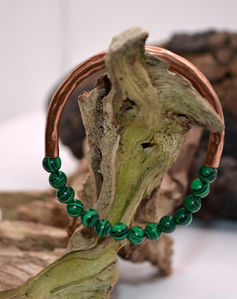 Bransoletka miedziana handmade z koralikami: malachitowe, FutharkCopper