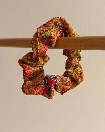 Jedwabna scrunchie, gumka do włosów, jedwabne akcesoria do włosów, HANDMADE crochet by Klaudia