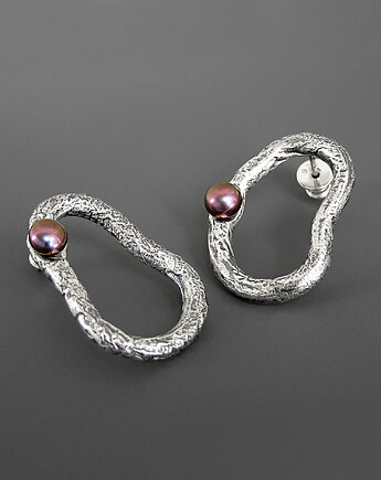 Unikatowe asymetryczne surowe kolczyki srebrne z perłą, Pastelove Jewelry