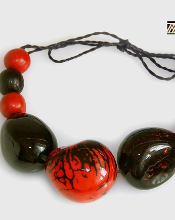 Pomarańczowo-brązowa Wilma z Tagua, Galeria Macondo