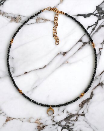 Ochronny naszyjnik : lunula & czarny turmalin w pudełku jubilerskim, kaktusia