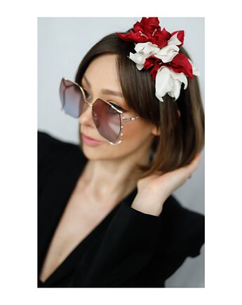 Opaska  z jedwabiu, Celina Parysów