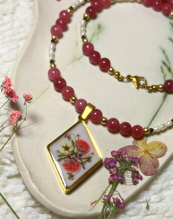 Delikatny naszyjnik z kamieniami i kwiatami, Blask Natury