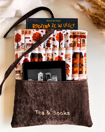 Personalizowane etui na książkę, book sleeve ze sztruksu, Tea & Books, Gucia Design