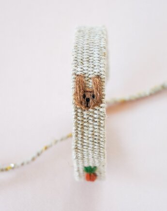 Bransoletka handmade,  z haftem ręcznym - królik, Słońcem Tkane