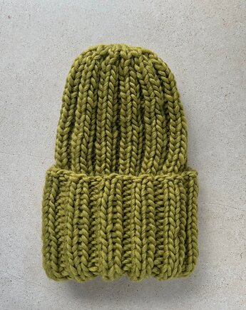 Zimowa wełniana czapka Buran 100% wełna z Peru oliwkowy, Made by Jaga