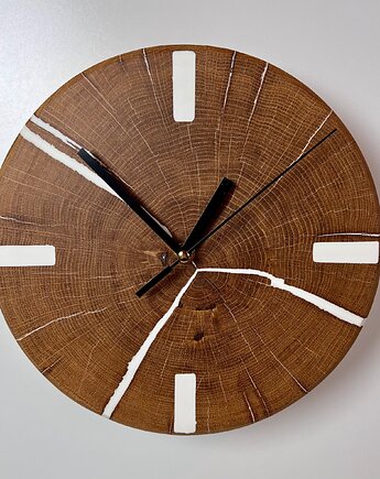 Zegar wiszący drewniany - dąb z żywicą, BooGoo