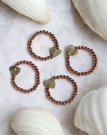 Serduszko - pierścionek : labradoryt, hematyt, kaktusia