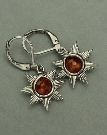 Małe kolczyki słoneczka czerwony karneol wire wrapping, Agata Rozanska