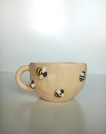 Ceramiczny ręcznie robiony kubek w pszczółki, Ceramic Reve