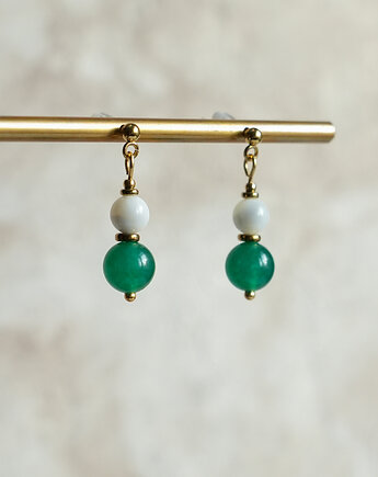 Drobne kolczyki z jadeitem i masą perłową, AT NOON