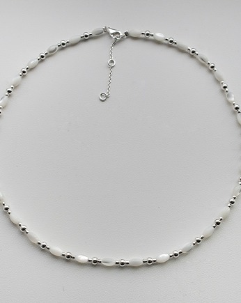 Choker z masy perłowej srebrny  Minimalistyczny naszyjnik z perełek, Nebula7
