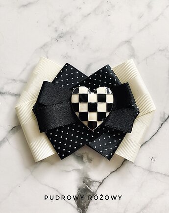 Brosza Black & White z sercem z szachownicy  NEW, Pudrowy Różowy