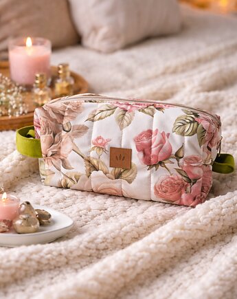 Pikowana kosmetyczka XL z weluru w Pastelowe Róże, sabi tatka