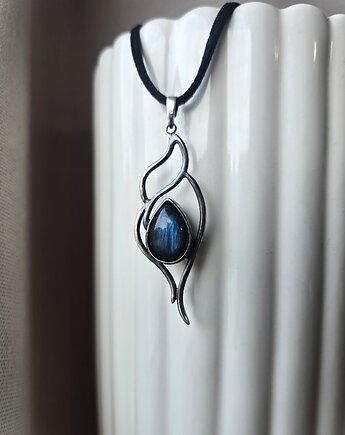 Subtelny naszyjnik z labradorytem, Dziki Królik