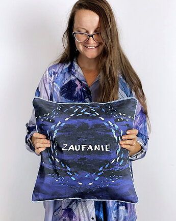 PODUSZKA dekoracyjna w autorski wzór morski RYBKI w oceanie zaufania, NAWROTANKA