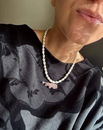 Perły z krewetką czyli naszyjnik choker z ręcznie uszytą langustą, BeeŻuuu Maja Pluta