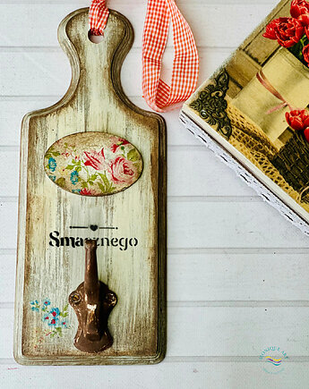 Dekoracyjny wieszak na ścianę z drewna, styl rustykalny, smacznego, Monique Art