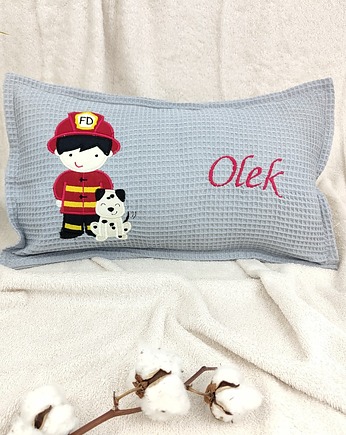 Personalizowany prezent dla chłopca - imienna poduszka ze strażakiem, Enitka Sweet Baby Room