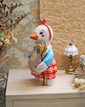 Kaczka z fartuchem, Qletta Clay