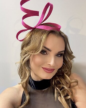Fascynator NICKY amarant / oraz inne kolory, MONIKA SAXTON LUXURIOUS MILLINERY