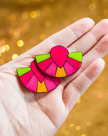 Klipsy egzotic, Pintura