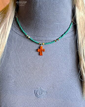 Uroczy bursztynowy krzyżyk ręcznie wycięty. Dla delikatnej osoby, Galeria Limart