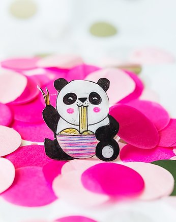 Mała broszka z pandą jedzącą nudle, Pintura