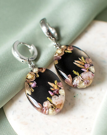 Kolczyki z kompozycją kwiatową
