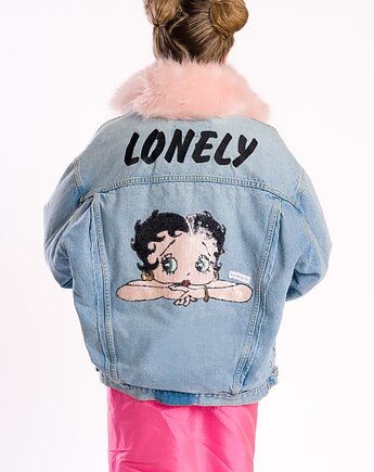 Jasna kurtka jeansowa LONELY, cekinowa aplikacja, futrzany kolnierz, Torri Design