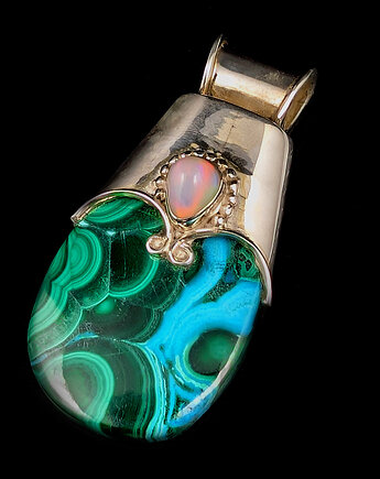 Królowa szmaragdowych lasów - malachit, Pracownia Neores